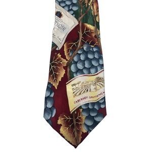 Vintage Necktie Wine Labels by Ralph Marlin Made in USA Extra Long Grapes Tie